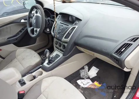 2014 Ford Focus Se из США, поврежденный, VIN 1FADP3F22EL204429